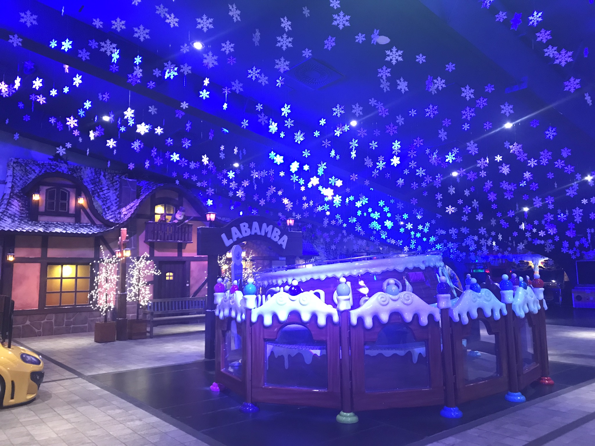 snowland night em gramado