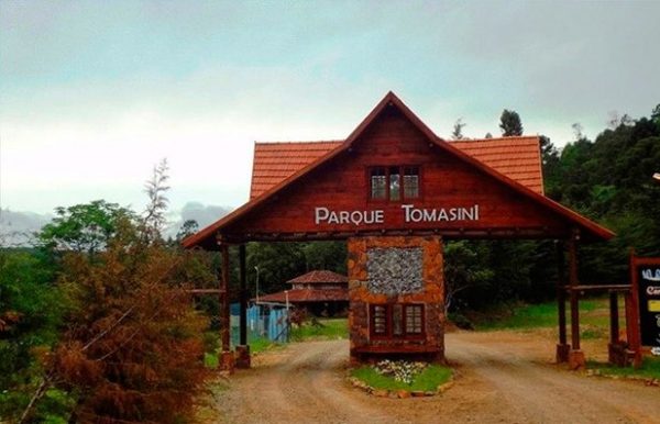 parque tomasini entrada